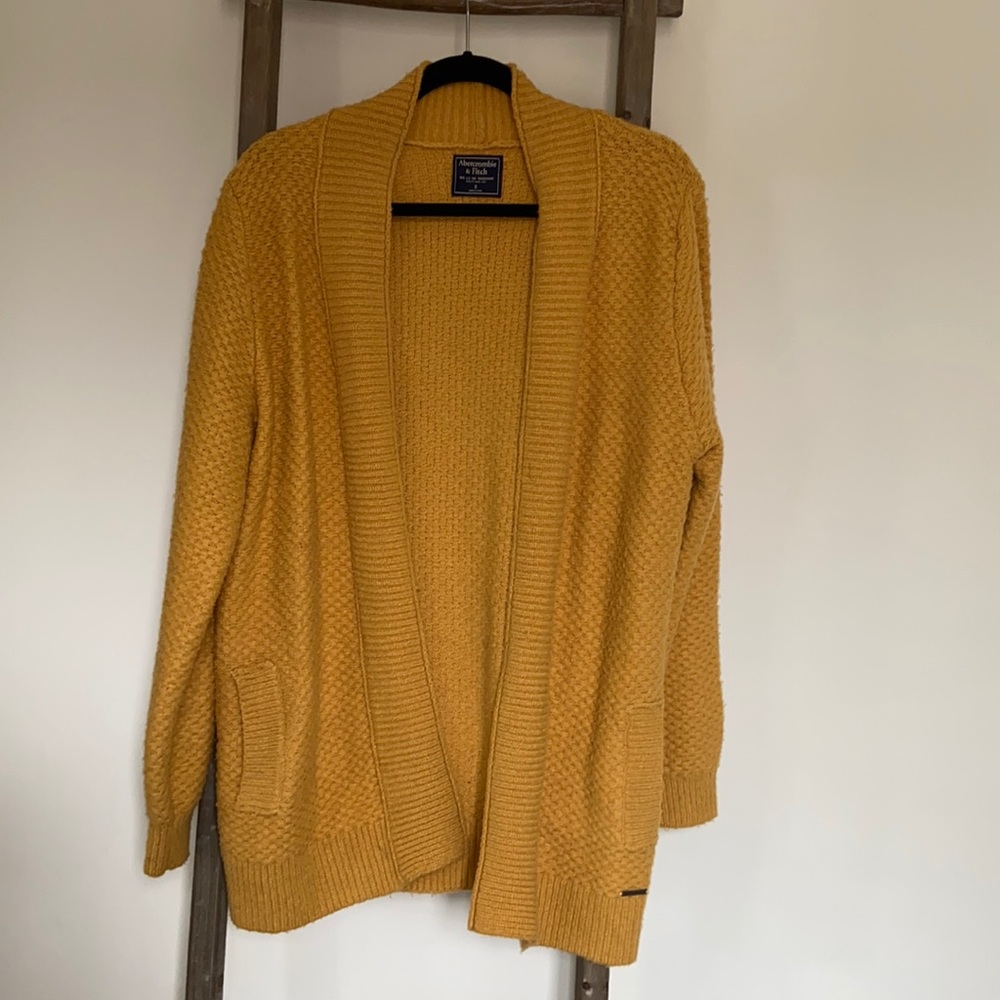 Abercrombie & Fitch Sweater